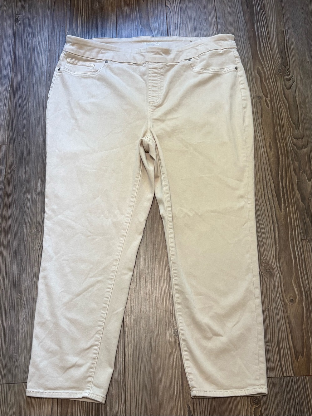 Chico’s Jeggings Ankle Pants cream beige pull on Stretch Denim Plus Size 18R 3.5